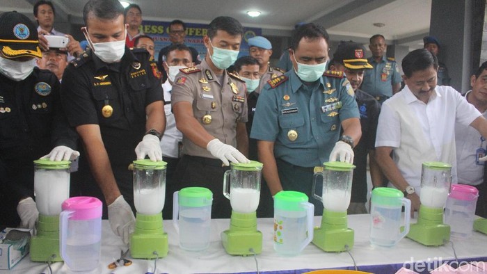 Barang Bukti Sabu 1,2 Kg Dimusnahkan di Lanudal Juanda