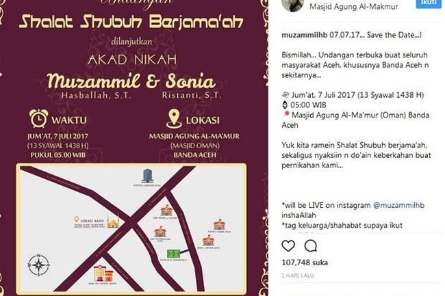 Undangan pernikahan yang satu ini viral bukan karena desainnya yang unik. Namun karena kata-kata yang tertulis di dalam undangan. Undangan ini adalah milik qari muda Muzammil Hasballah. Muzammil bukan menyebar undangan pernikahan melainkan undangan salat Subuh berjamaah yang kemudian dilanjutkan dengan akad nikahnya. Undangan pernikahannya ini pun mendapat pujian netizen karena dianggap menginspirasi. Foto: Dok. Instagram.