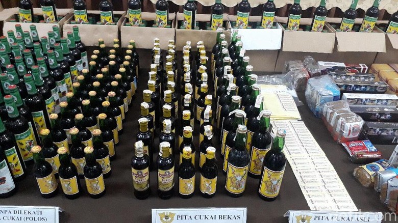 Mabuk Berujung Maut: Dulu Opium, Kini Oplosan Mabuk Berujung Maut: Dulu Opium, Kini Oplosan