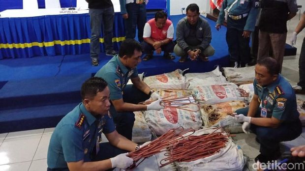 Curi Kabel Bawah Laut Perairan Kepulauan Seribu, 15 Orang Ditangkap