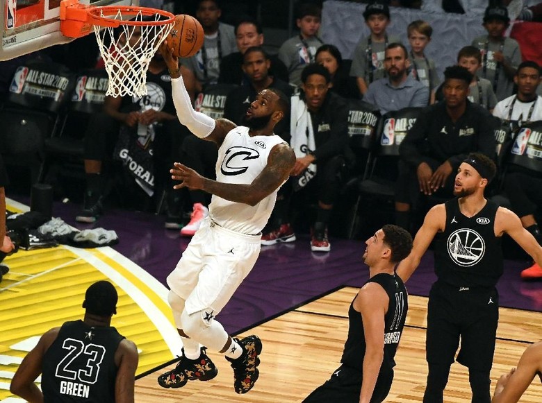 NBA All-Star 2018: Comeback Gemilang, Tim LeBron Hantam Tim Curry NBA All-Star 2018: Comeback Gemilang, Tim LeBron Hantam Tim Curry