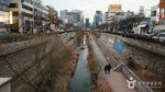 Cantiknya Sungai Cheonggyecheon yang Ingin Ditiru di Kali Besar