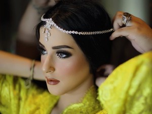 Tasya Farasya Berhijab dan Gendong Anak Rachel Vennya, Netizen Doa Ini
