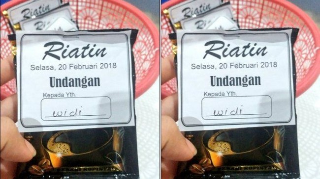 Undangan pernikahan sederhana yang disematkan di atas kopi sachet ini menjadi viral setelah diunggah oleh akun Twittter Peony Delara @lalasati. Melalui Twitter, Peony menjelaskan bahwa undangan pernikahan tersebut datang dari koleganya bernama Riantin atau Mba Tin yang bekerja di divisi dapur. FENOMENA UNDANGAN NIKAHAN ORANG DESA SINI PAKAI KOPI SACHET CUMA DIJEPRET GINI DOANG. WARBIYASAK. SANGAT USEFUL,” tulisnya di keterangan foto. Foto: Twitter @lalasati