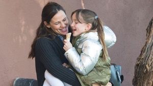 Makin Besar Seraphina Affleck Makin Cantik dan Mirip Ibunya, Jennifer Garner