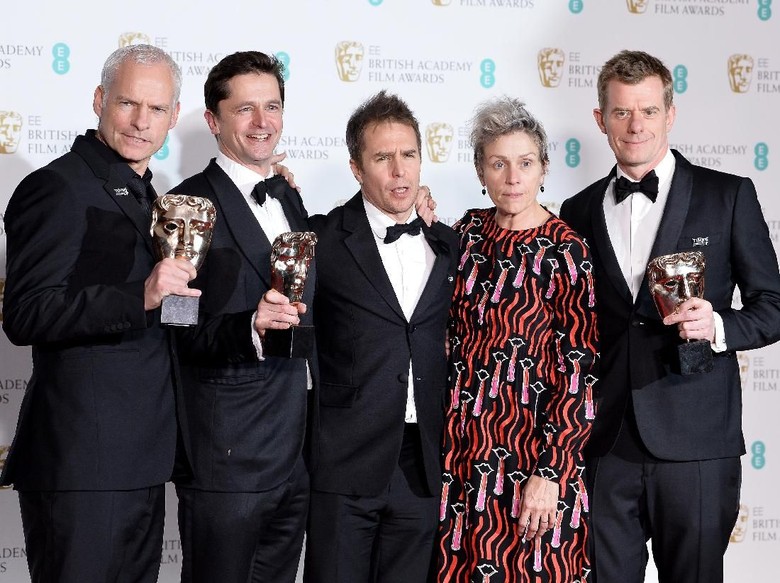 Three Billboards Outside Ebbing, Missouri Film Terbaik BAFTA 2018 Three Billboards Outside Ebbing, Missouri Film Terbaik BAFTA 2018