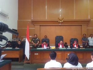 Nama Syahrini Disebut di Sidang Bos First Travel, Ini Perannya
