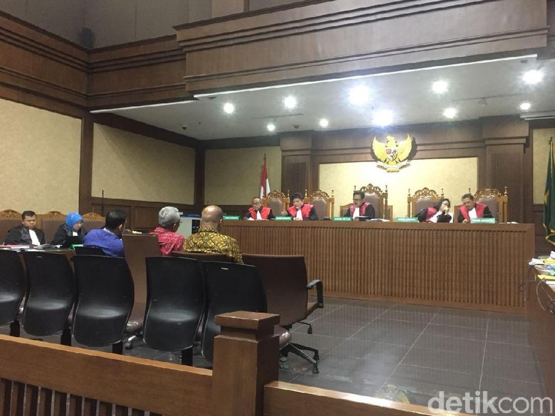 Debat soal Anggaran Proyek e-KTP, Mekeng: Itu Khayalan Nazaruddin Debat soal Anggaran Proyek e-KTP, Mekeng: Itu Khayalan Nazaruddin