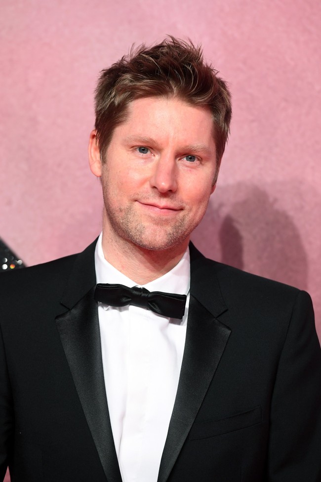 Koleksi terakhirku ditujukan untuk mendukung sejumlah organisasi LGBTQ terbaik di seluruh dunia. Tidak ada yang lebih baik di dunia ini selain dari keberagaman yang mendasari kekuatan dan kreativitas kita, ujar pria yang telah 17 tahun mengabdi kepada Burberry itu. (Foto: Stuart C. Wilson/Getty Images)