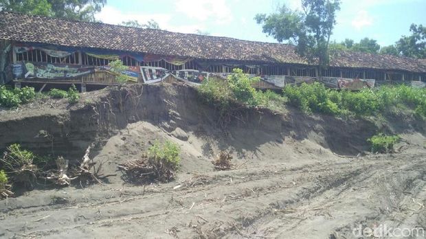 Waduh, Gumuk Pasir di Parangtritis Kembali Ditambang
