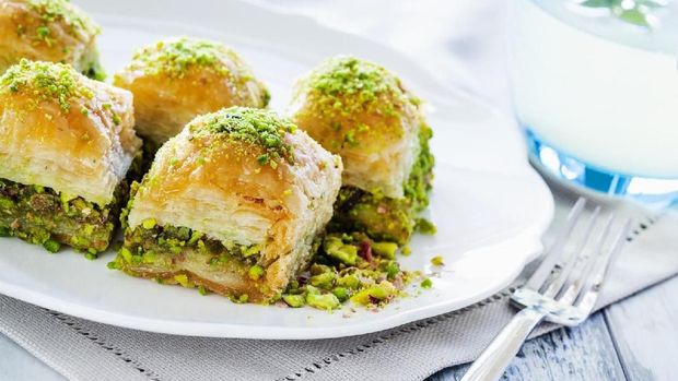 Baklava with pistachio