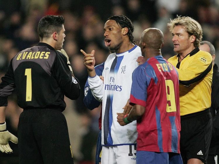 Chelsea vs Barca: Dari Rivaldo dan Torres, Juga Frisk dan Ovrebo