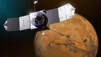 Melalui akun Twitter miliknya, Jonathan McDowell menulis bahwa Roadster dapat berada di titik terdekatnya terhadap Mars pada 7 juta km, sehingga memunculkan kemungkinan mobil tersebut akan menabrak enam satelit buatan yang mengorbit Mars. (Foto: NASA)