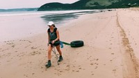 Apa yang dilakukan Jade dianggap menginspirasi banyak orang. Walaupun terbilang paling muda, Jade tidak manja dan tetap ikut latihan seperti yang lain sebelum berangkat. (jadehameister/Instagram)