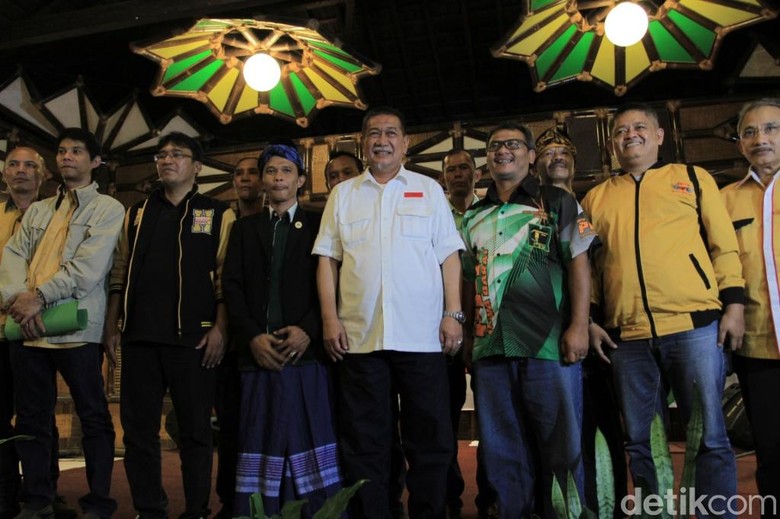 Panwaslu Temukan Pelanggaran di Deklarasi Dukungan 3 Partai ke Dua DM Panwaslu Temukan Pelanggaran di Deklarasi Dukungan 3 Partai ke Dua DM