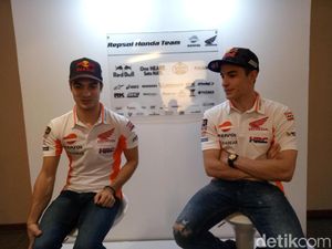 MotoGP Spanyol 2022: Momen Lucu Marquez Dibonceng Pedrosa di FP2