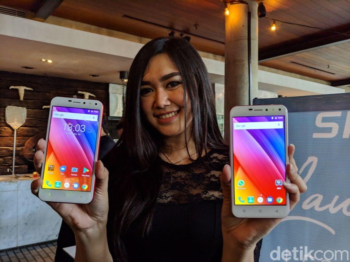 SPC L53 Selfie. Foto: Adi Fida Rahman/detikinet SPC L53 Selfie. Foto: Adi Fida Rahman/detikinet