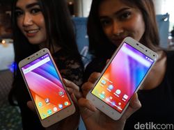 Menjajal Ponsel Selfie Lokal Rp 900 Ribu