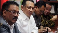 Salah satu tujuan Bambang adalah untuk menjelaskan UU MD3 terkait DPR yang dianggap tidak bisa dikritik.