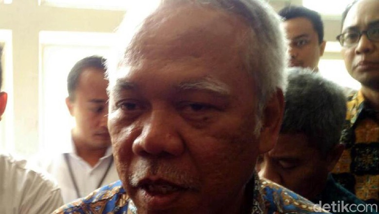 Menteri Basuki: Pekerjaan Berat Infrastruktur Setop Sementara Menteri Basuki: Pekerjaan Berat Infrastruktur Setop Sementara