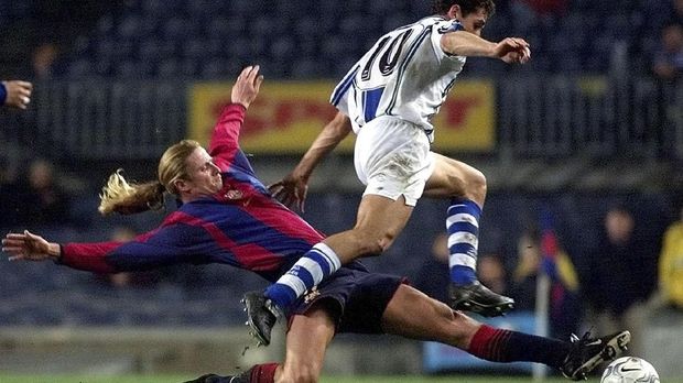 Emmanuel Petit memiliki kenangan buruk saat berseragam Barcelona.