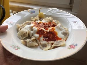 Mencicipi Dumplingnya Turki