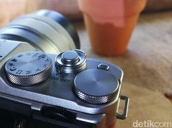 Penampakan Fujifilm X-A5, Mirrorless Modern Bergaya Retro