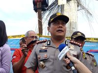 Kapolres Jakarta Timur, Kombes Pol Yoyon Tony, mengatakan sejumlah saksi akan dimintai keterangan menyusul insiden ambruknya tiang girder Tol Becakayu.