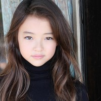 Model anak ini merupakan gadis ras campuran dengan ayah Amerika dan ibunya dari Korea. Foto: Instagram