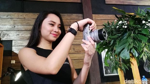Sasar Kaum Urban, Kamera Mirrorless Fujifilm Dibanderol Rp 9 Juta
