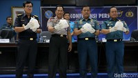 Di akhir masa jabatan Buwas, BNN bersama tim gabungan menungkap penyelundupan sabu seberat 1,37 ton di perairan Batam. (Foto: Agung Pambudhy)