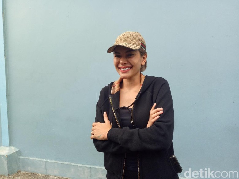 Jika Punya Suami Lagi, Nikita Mirzani Ngaku Siap Dipoligami Jika Punya Suami Lagi, Nikita Mirzani Ngaku Siap Dipoligami