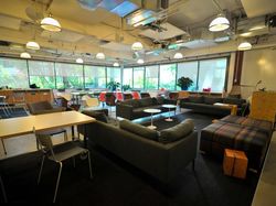 Menjelajah Markas Besar Microsoft yang Bikin Nyasar