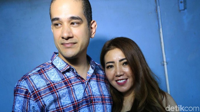 Okan Cornelius dan Lee Sachi sata ditemui di Trans TV.