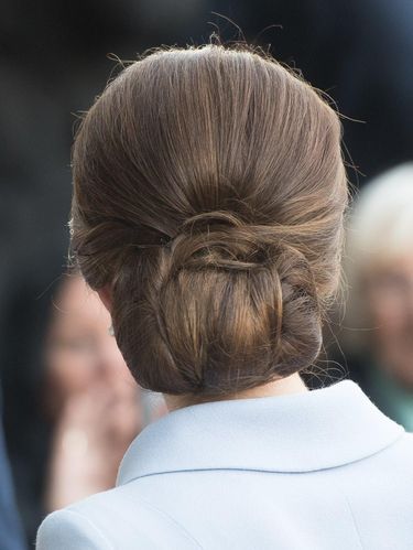 Benda Rp 15 Ribuan yang Bikin Kate Middleton Tetap Cantik 