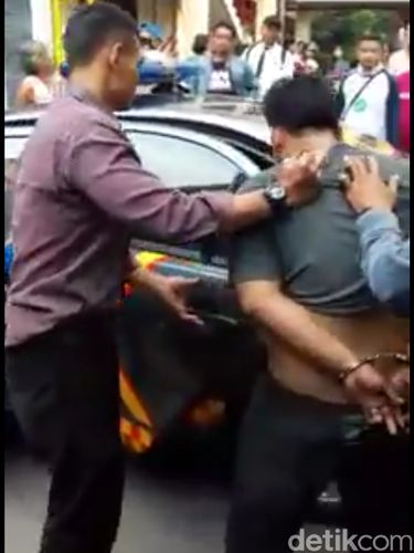 Beredar Video Tersangka Narkoba Lari Setelah Ditangkap Polisi Solo