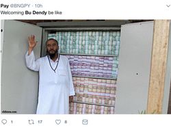 Meme Lucu Bu Dendy Sebar Duit Ramai Bertebaran