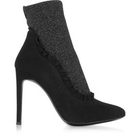 Pencinta high heels adalah orang yang bertanggung jawab. Ketika berada di situasi krisis, biasanya mereka dapat mengendalikannya dengan cepat, membuat keputusan yang jelas dan rasional. Wanita yang suka pakai high heels memiliki rasa percaya diri yang tinggi, jadi orang-orang di sekitarnya merasa aman. Foto: ist