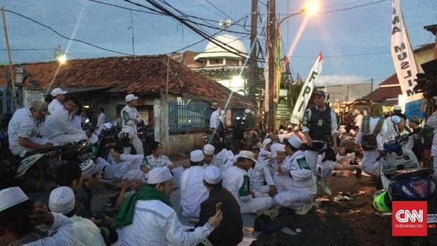 Silang Pendapat dan Polemik Pemulangan Rizieq Syihab