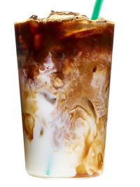 Terbaru dari Starbucks, Cold Brew 'Bunglon' yang Bisa Berubah Warna