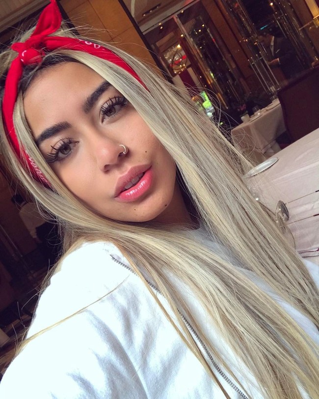 Wanita berusia 21 tahun ini mengubah nama belakangnya dari Da Silva Santos menjadi Beckran karena ia adalah fans berat dari bintang sepak bola Inggris David Beckham. Foto: Instagram