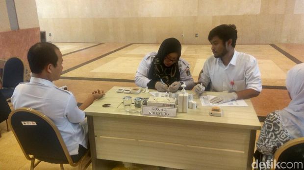 Saat PNS Pemprov DKI Ramai-ramai Cek Kadar Kolesterol dan Gula Darah