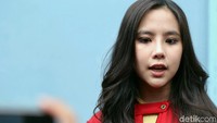 Agatha Chelsea mengaku sangat senang saat beradu acting bersama mereka. Foto: Ismail/detikHOT