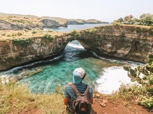 Soal Bali No Visit, Wishnutama dan Gubernur Koster Satu Suara