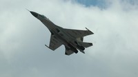 Caption pada video berdurasi 1:09 detik tersebut menjelaskan bahwa Sukhoi Su-35 Angkatan Udara Rusia telah melakukan tugas untuk menyerang sektor vital pertahanan negara Ukraina serta melakukan pencegatan terhadap pesawat maupun drone Ukraina. Dok. sukhoi.ord  