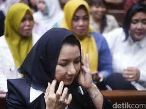 Bantah Terima Suap, Bupati Rita: Saya Ini Punya 3 Tambang