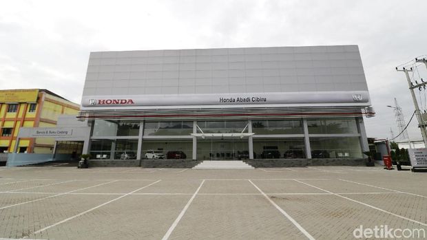 Honda Perkuat Jaringan Diler Mobil di Bandung