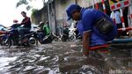 Melihat Kesigapan Pasukan Biru Tangani Genangan