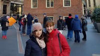 Foto: Di Boston, Tsamara berpergian bersama Grace Natalie, Ketua Umum PSI dan juga beberapa tokoh lainnya. Tsamara menyebut udara Boston saat itu sedang dingin. (Instagram/Tsamara Amany)