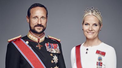 Sosok Kontroversial Ratu Baru Norwegia, Dari Narkoba hingga Skandal Epstein